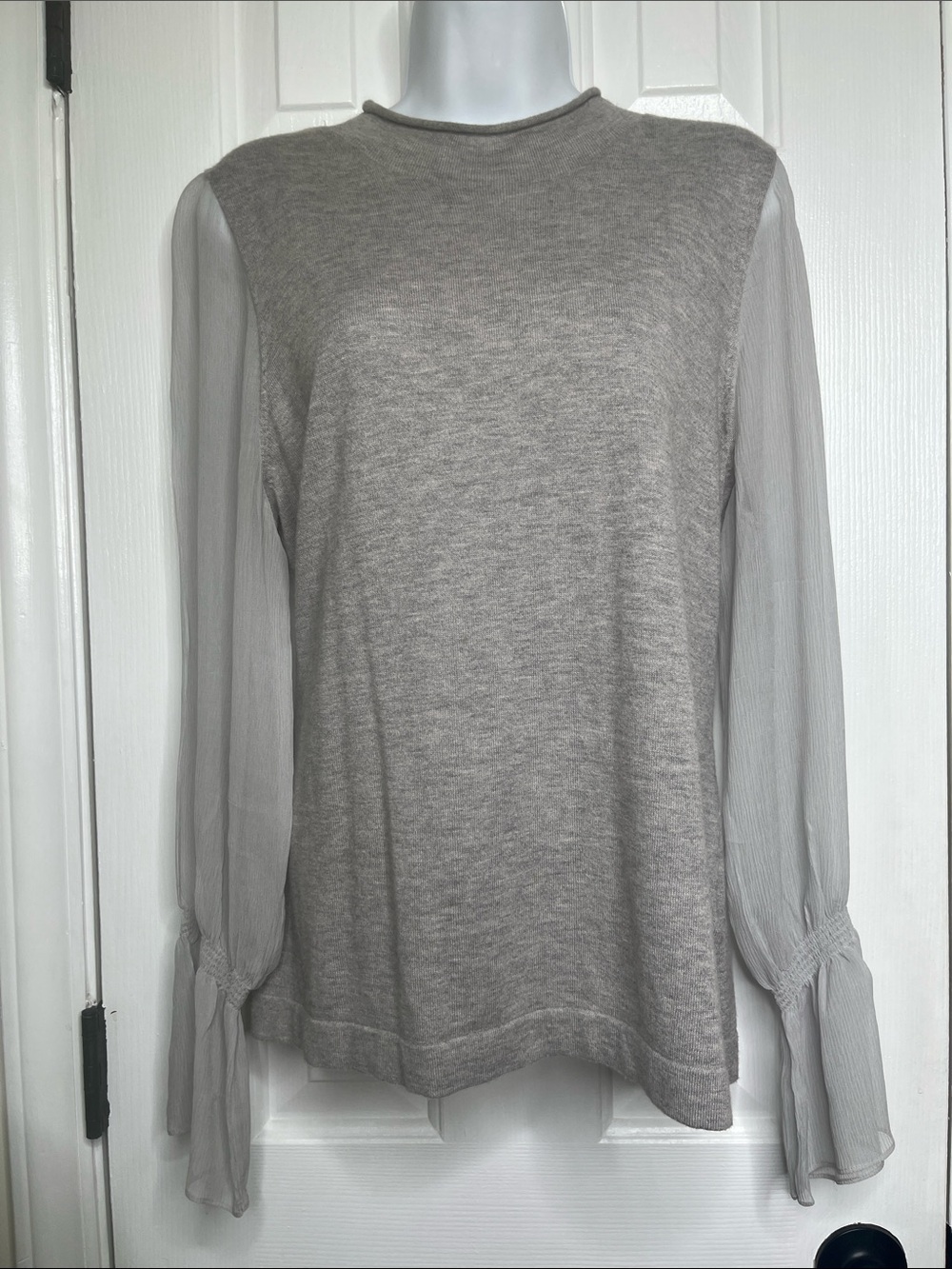 Etcetera Mixed Media Fine Knit Sweater Silk Sheer Sleeves Pale Gray Size Large